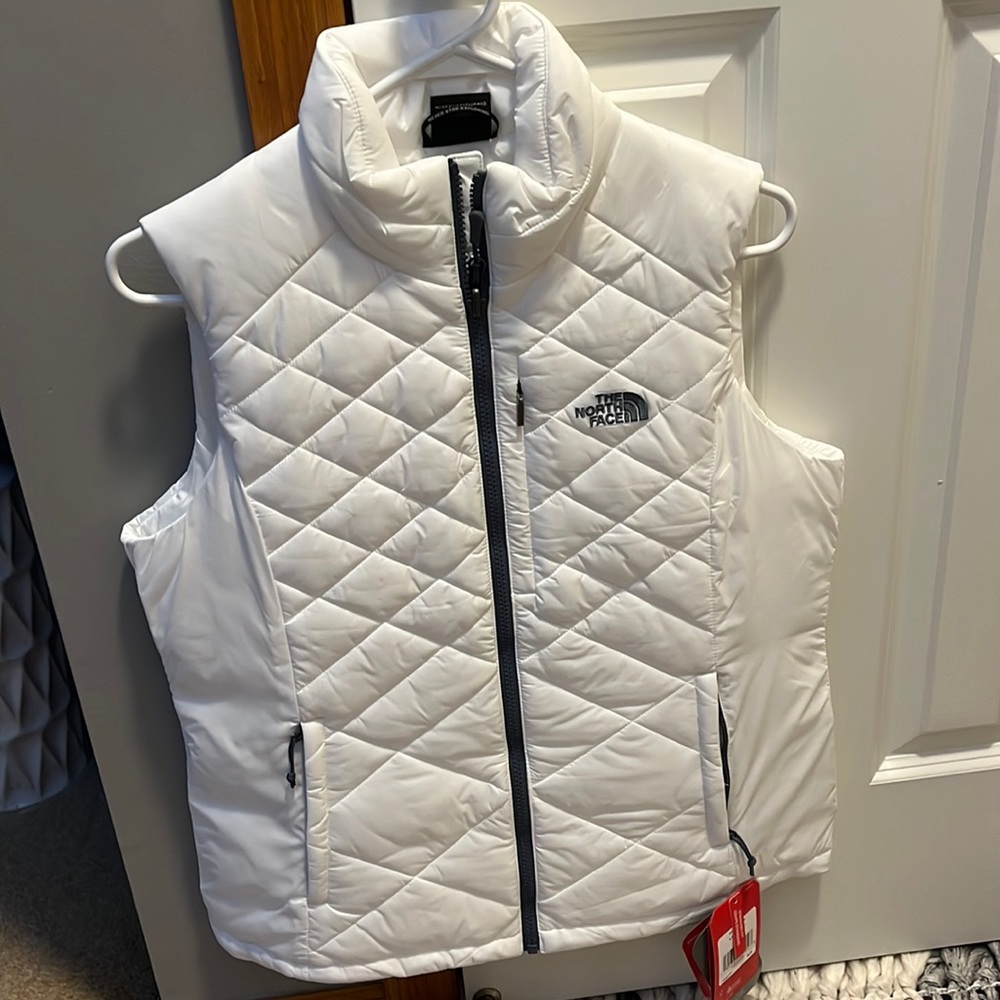 Brand new North Face Women’s Vest